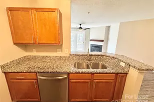 327 Flint Hill Rd, Fort Mill, SC 29715 - Photo 4