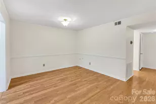 4754 Hedgemore Dr, Charlotte, NC 28209 - Photo 6