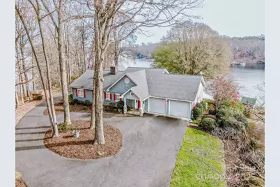 214 Lakeview Shores Loop, Mooresville, NC 28117 - Photo 2