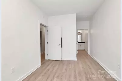 1115 Seigle Avenue #104, Charlotte, NC 28205 - Photo 8