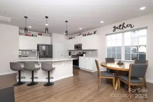 339 Kennerly Center Dr, Mooresville, NC 28115 - Photo 10