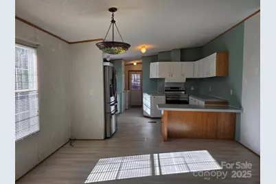 129 Oak Trails Pass, Leicester, NC 28748 - Photo 18