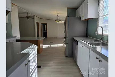 129 Oak Trails Pass, Leicester, NC 28748 - Photo 14