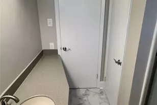 3813 Woodgreen Terrace, Charlotte, NC 28205 - Photo 10