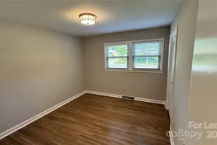 3813 Woodgreen Terrace, Charlotte, NC 28205 - Photo 12