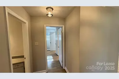 3813 Woodgreen Terrace, Charlotte, NC 28205 - Photo 8