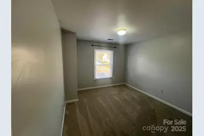 8428 Meadowcroft Court, Charlotte, NC 28215 - Photo 14