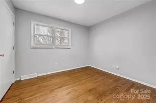 235 Edgegreen Dr, Charlotte, NC 28217 - Photo 14