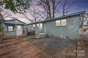 235 Edgegreen Dr, Charlotte, NC 28217 - Photo 22