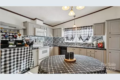 4648 Belvedere Drive, Claremont, NC 28610 - Photo 20