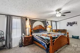 4648 Belvedere Dr, Claremont, NC 28610 - Photo 14