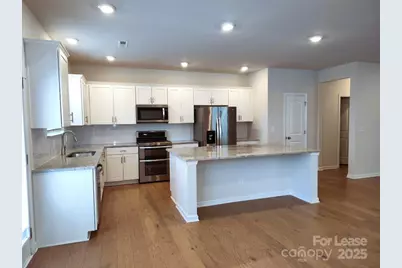 3327 Glenn Hope Way, Matthews, NC 28104 - Photo 4