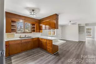 212 Shuping St, Morganton, NC 28655 - Photo 4