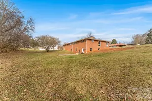 212 Shuping St, Morganton, NC 28655 - Photo 32