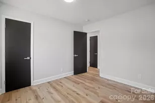 311 Red Roan Pl, Charlotte, NC 28215 - Photo 30