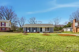 311 Red Roan Pl, Charlotte, NC 28215 - Photo 10