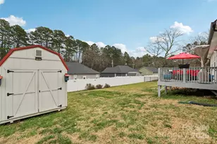 2416 Brookmeade Dr, Albemarle, NC 28001 - Photo 38