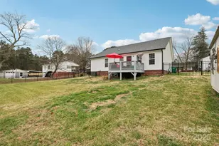 2416 Brookmeade Dr, Albemarle, NC 28001 - Photo 36