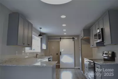 320 W Stewart Avenue W, Mooresville, NC 28115 - Photo 16