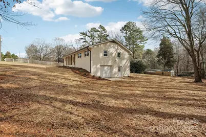 246 E Church Street, New London, NC 28127 - Photo 40