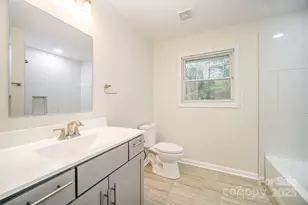 8624 Sharonbrook Dr, Charlotte, NC 28210 - Photo 24