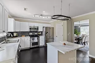 233 Tributary Dr, Rock Hill, SC 29732 - Photo 8