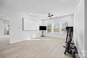 1245 Drummond Ave, Charlotte, NC 28205 - Photo 16