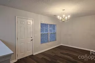 1732 Carmenet Ln, Charlotte, NC 28214 - Photo 4