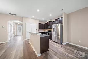 3273 Yarmouth Ln, Gastonia, NC 28056 - Photo 10