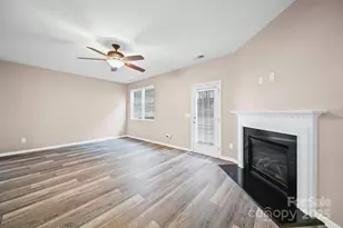 3273 Yarmouth Ln, Gastonia, NC 28056 - Photo 6
