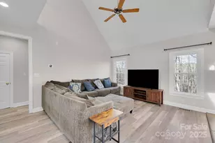 3036 Ed Reid St, Charlotte, NC 28216 - Photo 6