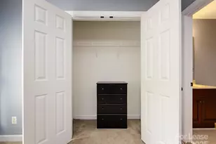 4936 S Hill View Dr, Charlotte, NC 28210 - Photo 34