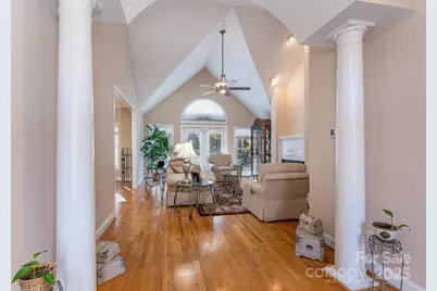 204 Vanderbilt Drive, York, SC 29745 - Photo 4