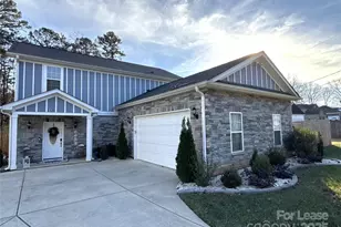 5120 Lakeview Rd, Charlotte, NC 28216 - Photo 1