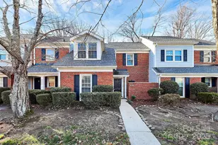 9449 Kings Falls Dr, Charlotte, NC 28210 - Photo 2