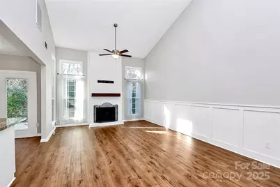 9449 Kings Falls Drive, Charlotte, NC 28210 - Photo 6