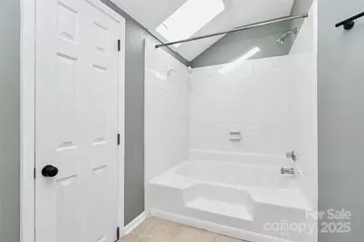 9449 Kings Falls Drive, Charlotte, NC 28210 - Photo 28