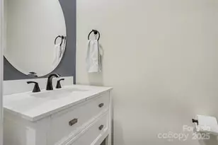 6220 Hailstone Rd, Charlotte, NC 28215 - Photo 12