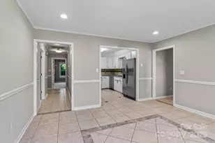 111 Catalina Pl Dr, Mooresville, NC 28117 - Photo 10