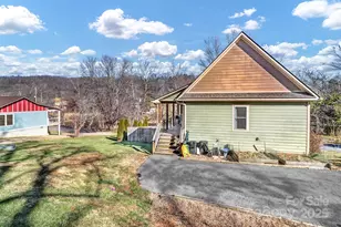 2600 Old Clyde Rd, Clyde, NC 28721 - Photo 22