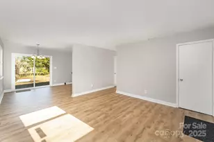 4209 Donnybrook Pl, Charlotte, NC 28205 - Photo 14