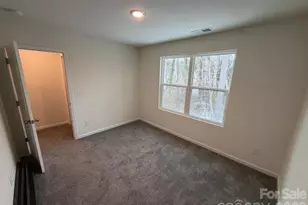 470 Gray St, Statesville, NC 28677 - Photo 8