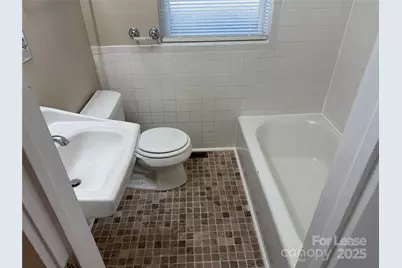 445 Reynolda Drive, Statesville, NC 28677 - Photo 10