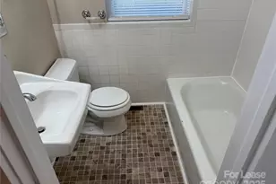 445 Reynolda Dr, Statesville, NC 28677 - Photo 10