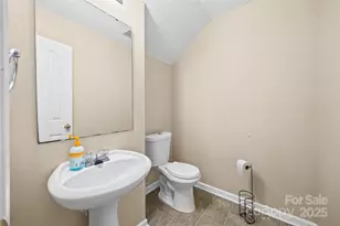 7405 William Reynolds Dr, Charlotte, NC 28215 - Photo 24