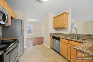 7405 William Reynolds Dr, Charlotte, NC 28215 - Photo 12