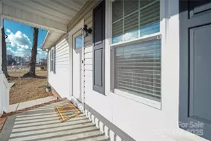 620 Pleasant Ave, Kannapolis, NC 28081 - Photo 2