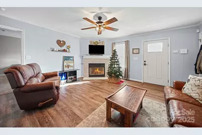 620 Pleasant Avenue, Kannapolis, NC 28081 - Photo 4