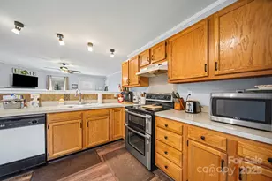 620 Pleasant Ave, Kannapolis, NC 28081 - Photo 10