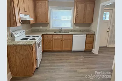 213 Magnolia Street, Statesville, NC 28677 - Photo 2